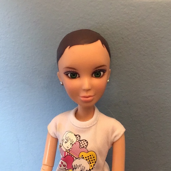 Liv doll 2009 - Picture 4 of 5